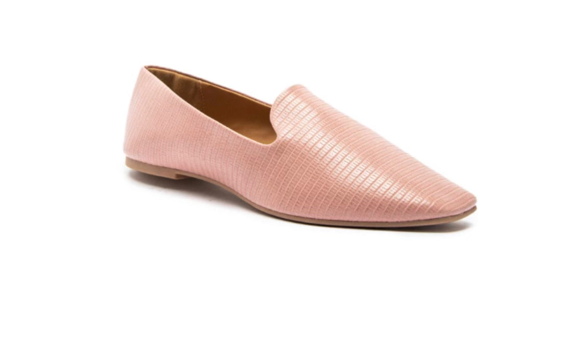 Blush lizard loafers