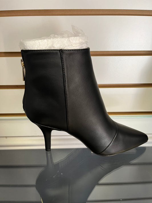 Black Skinny Heel Boot